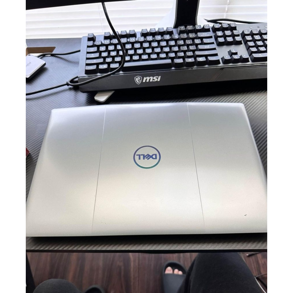 Dell G5 SE Gaming laptop