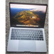 Apple macbook pro laptop 2020