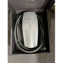 Tesla Wall Connector Gen 2