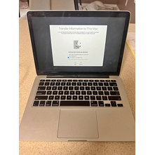 Apple Macbook pro 13" 2015 laptop
